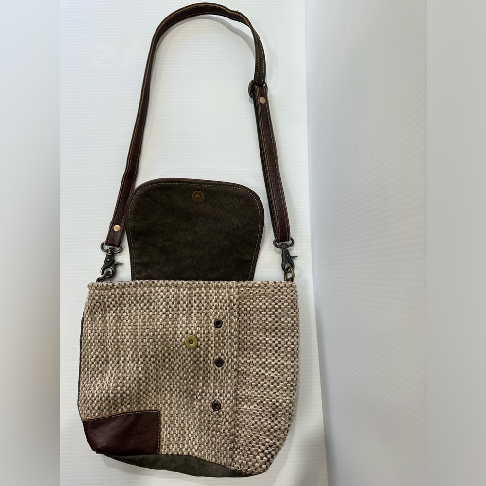 Myra Bag Rug Leather and Canvas Crossbody Shoulder Bag EUC - Picture 5 of 10